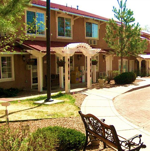 The Santa Fe Suites Екстериор снимка